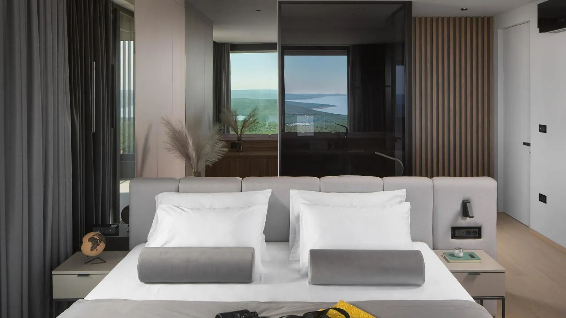 Luxury Exclusive Villa Panoramica Near Labin - Rabac Only 2 Km From The Beach With Sea View And Wellness Коромачно